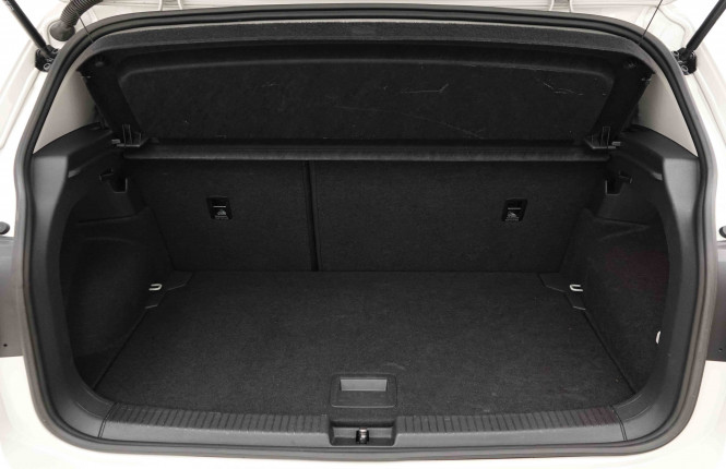 VOLKSWAGEN_VOLKSWAGEN_T_CROSS_2653623_5.jpg VOLKSWAGEN_VOLKSWAGEN_T_CROSS_2653623_5.jpg