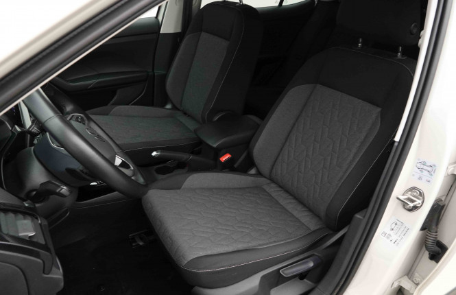 VOLKSWAGEN_VOLKSWAGEN_T_CROSS_2653623_6.jpg VOLKSWAGEN_VOLKSWAGEN_T_CROSS_2653623_6.jpg