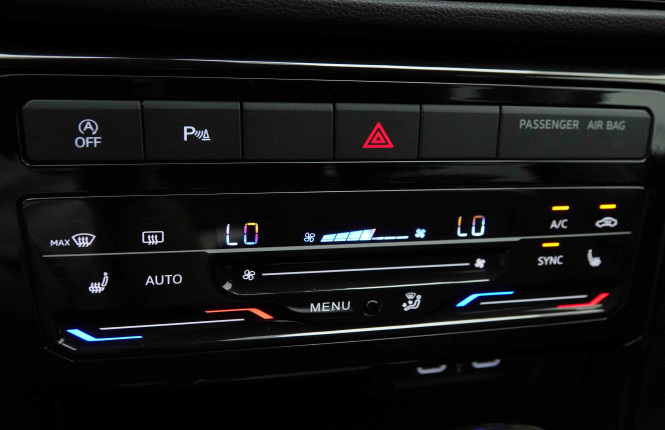 VOLKSWAGEN_VOLKSWAGEN_T_CROSS_2653624_12.jpg