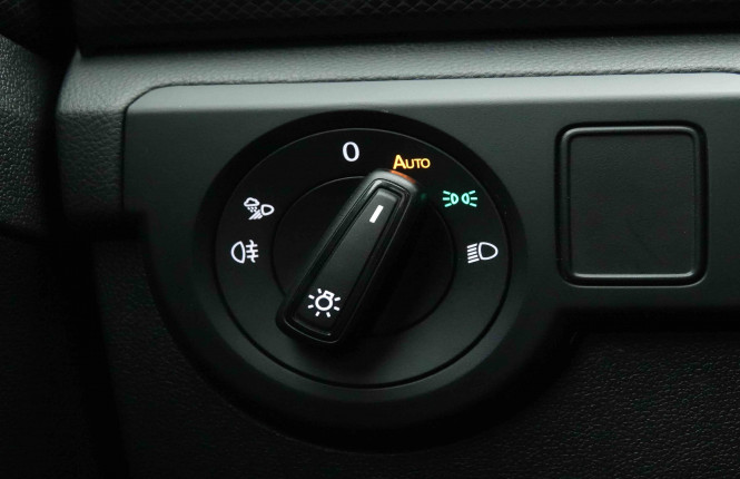 VOLKSWAGEN_VOLKSWAGEN_T_CROSS_2653624_19.jpg