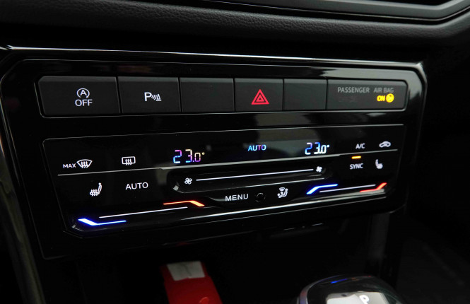 VOLKSWAGEN_VOLKSWAGEN_T_CROSS_2653626_12.jpg VOLKSWAGEN_VOLKSWAGEN_T_CROSS_2653626_12.jpg