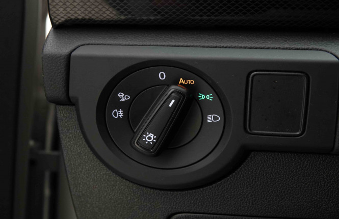VOLKSWAGEN_VOLKSWAGEN_T_CROSS_2653631_18.jpg VOLKSWAGEN_VOLKSWAGEN_T_CROSS_2653631_18.jpg