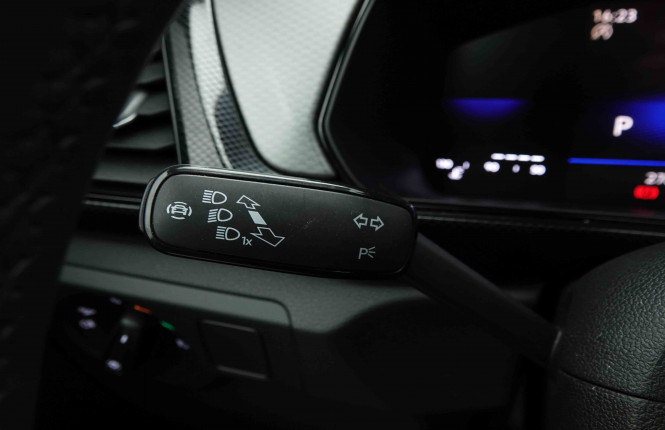 VOLKSWAGEN_VOLKSWAGEN_T_CROSS_2653632_14.jpg VOLKSWAGEN_VOLKSWAGEN_T_CROSS_2653632_14.jpg
