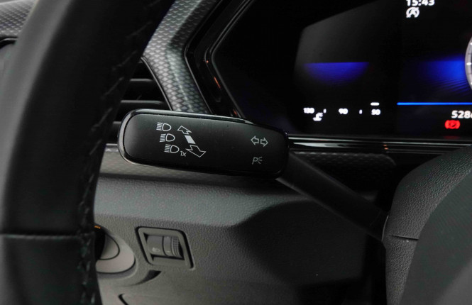VOLKSWAGEN_VOLKSWAGEN_T_CROSS_2653687_14.jpg