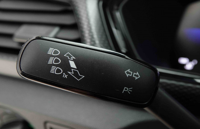 VOLKSWAGEN_VOLKSWAGEN_T_CROSS_2654202_16.jpg VOLKSWAGEN_VOLKSWAGEN_T_CROSS_2654202_16.jpg