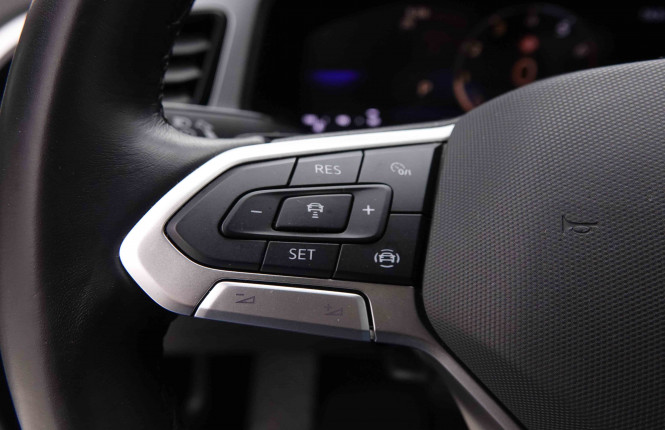 VOLKSWAGEN_VOLKSWAGEN_T_ROC_2550142_16.jpg VOLKSWAGEN_VOLKSWAGEN_T_ROC_2550142_16.jpg