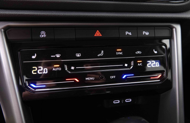 VOLKSWAGEN_VOLKSWAGEN_T_ROC_2550715_40.jpg VOLKSWAGEN_VOLKSWAGEN_T_ROC_2550715_40.jpg