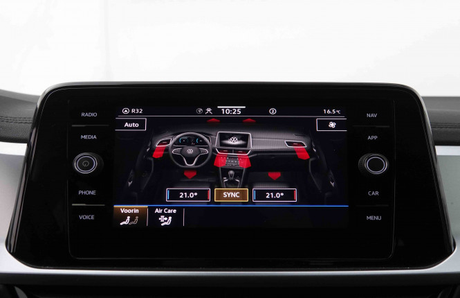 VOLKSWAGEN_VOLKSWAGEN_T_ROC_2551011_12.jpg VOLKSWAGEN_VOLKSWAGEN_T_ROC_2551011_12.jpg