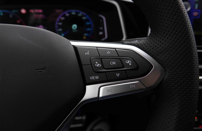 VOLKSWAGEN_VOLKSWAGEN_T_ROC_2551455_18.jpg VOLKSWAGEN_VOLKSWAGEN_T_ROC_2551455_18.jpg