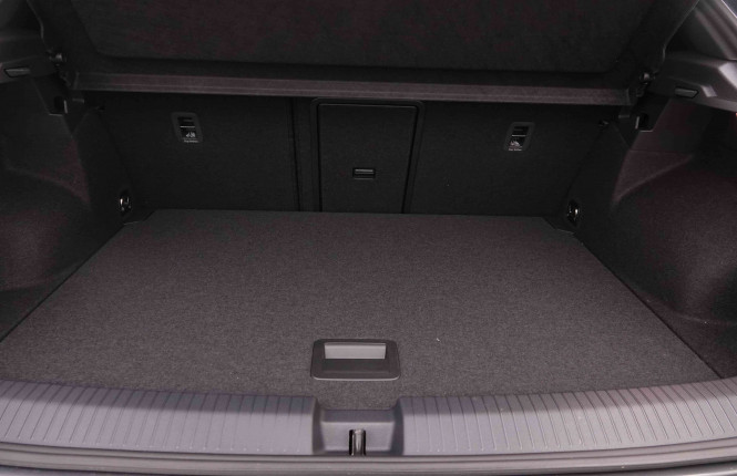 VOLKSWAGEN_VOLKSWAGEN_T_ROC_2551455_5.jpg VOLKSWAGEN_VOLKSWAGEN_T_ROC_2551455_5.jpg