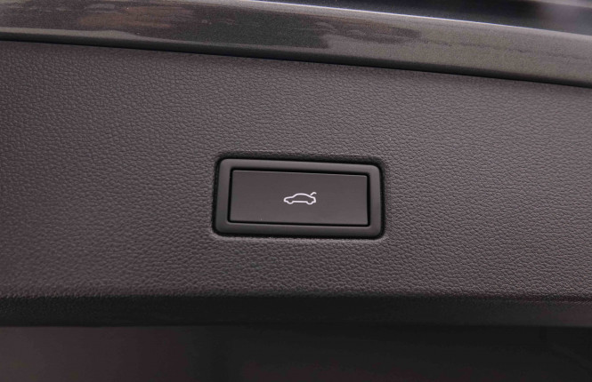 VOLKSWAGEN_VOLKSWAGEN_T_ROC_2551457_6.jpg VOLKSWAGEN_VOLKSWAGEN_T_ROC_2551457_6.jpg