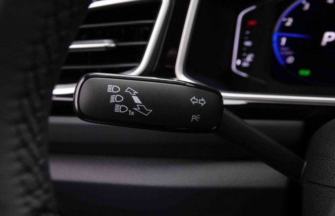 VOLKSWAGEN_VOLKSWAGEN_T_ROC_2551466_16.jpg VOLKSWAGEN_VOLKSWAGEN_T_ROC_2551466_16.jpg