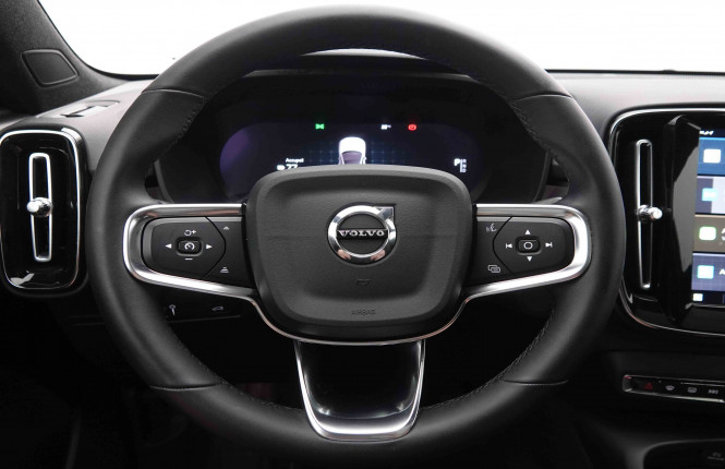 VOLVO_VOLVO_C40_2549591_10.jpg
