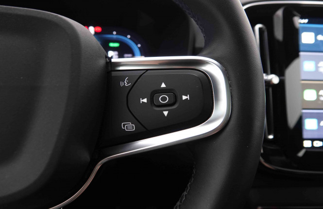 VOLVO_VOLVO_C40_2549591_22.jpg
