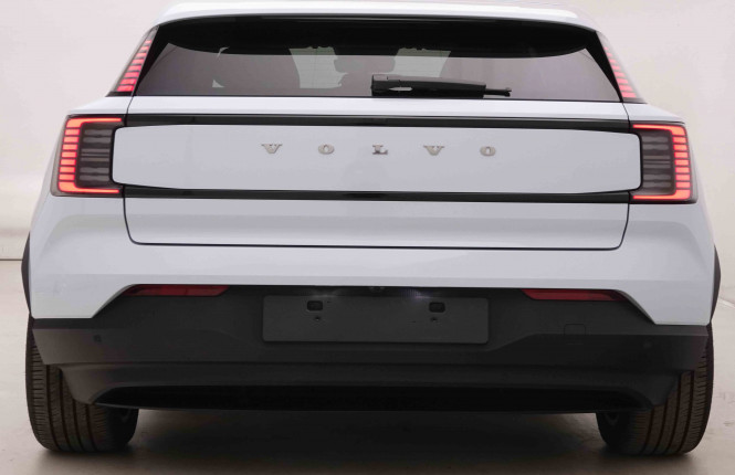 VOLVO_VOLVO_EX30_2549883_26.jpg