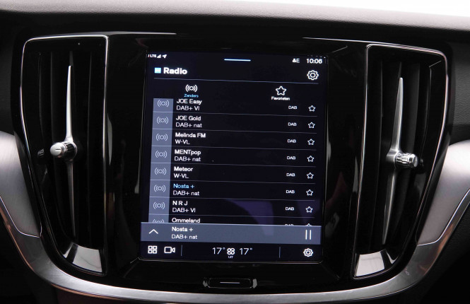 VOLVO_VOLVO_S60_2549605_10.jpg