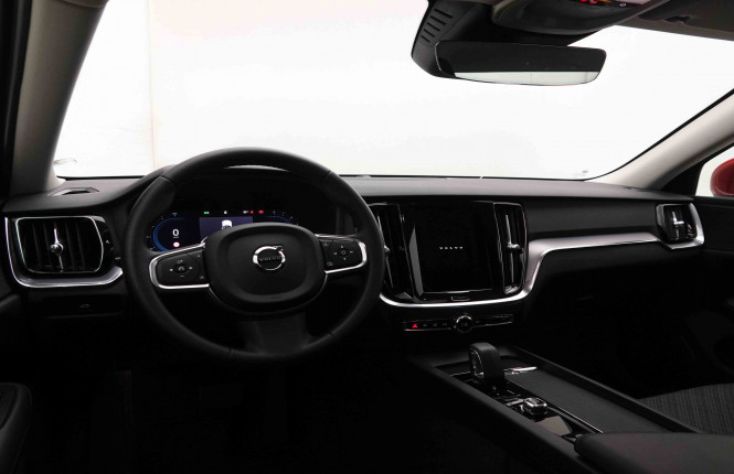 VOLVO_VOLVO_S60_2549605_7.jpg