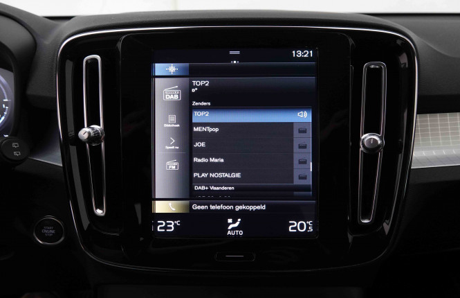 VOLVO_VOLVO_XC40_2548187_11.jpg