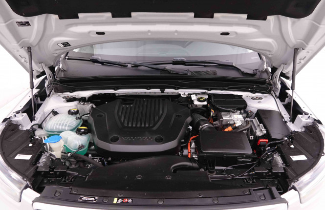 VOLVO_VOLVO_XC40_2548187_23.jpg