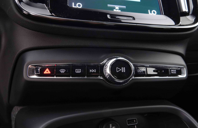 VOLVO_VOLVO_XC40_2548720_14.jpg