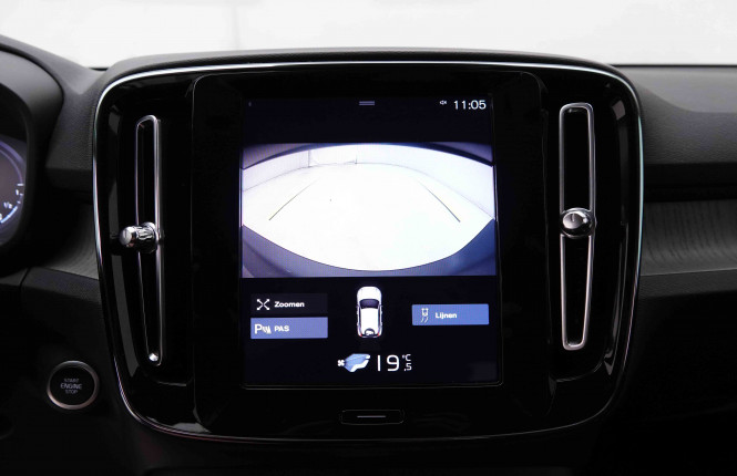 VOLVO_VOLVO_XC40_2549301_11.jpg