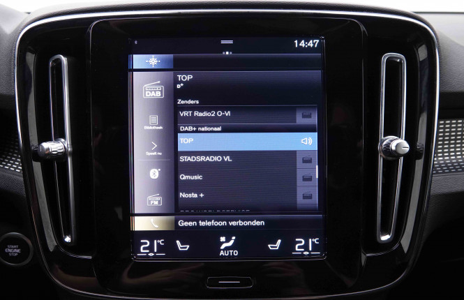 VOLVO_VOLVO_XC40_2549323_11.jpg
