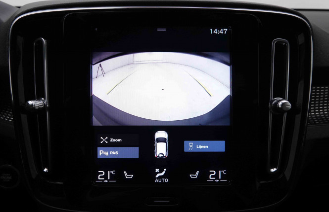 VOLVO_VOLVO_XC40_2549323_12.jpg