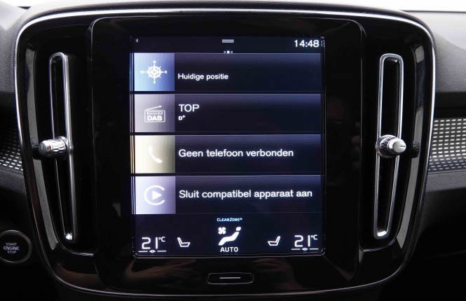 VOLVO_VOLVO_XC40_2549323_14.jpg