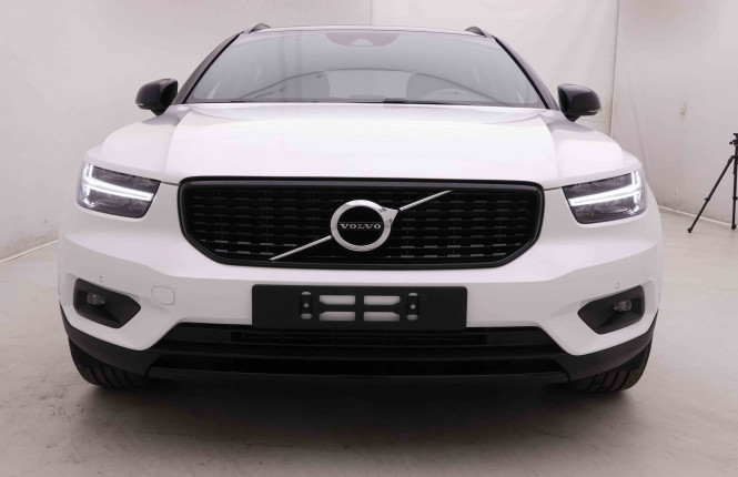 VOLVO_VOLVO_XC40_2549323_25.jpg