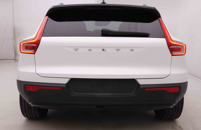 VOLVO_VOLVO_XC40_2549323_28.jpg