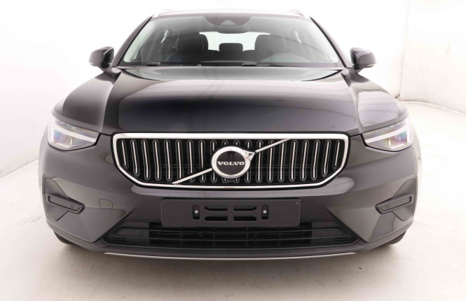 VOLVO_VOLVO_XC40_2549537_27.jpg