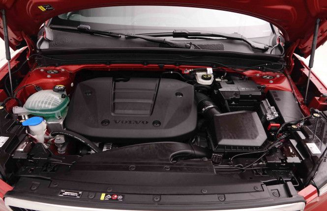 VOLVO_VOLVO_XC40_2549602_23.jpg