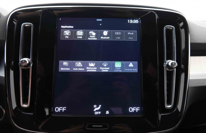 VOLVO_VOLVO_XC40_2549603_14.jpg