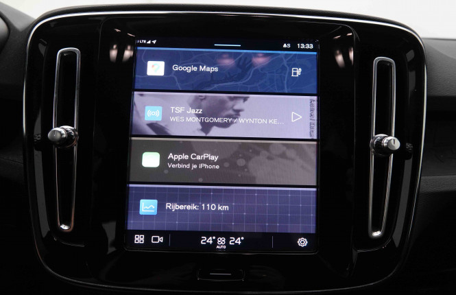 VOLVO_VOLVO_XC40_2549713_14.jpg