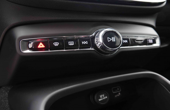 VOLVO_VOLVO_XC40_2550522_13.jpg VOLVO_VOLVO_XC40_2550522_13.jpg