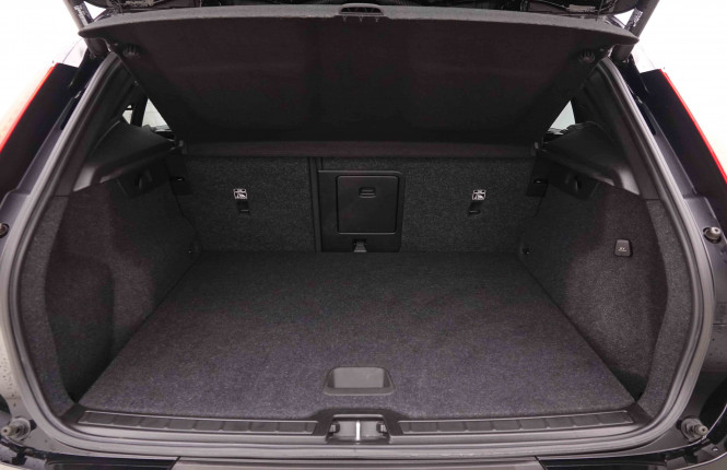 VOLVO_VOLVO_XC40_2550522_5.jpg VOLVO_VOLVO_XC40_2550522_5.jpg