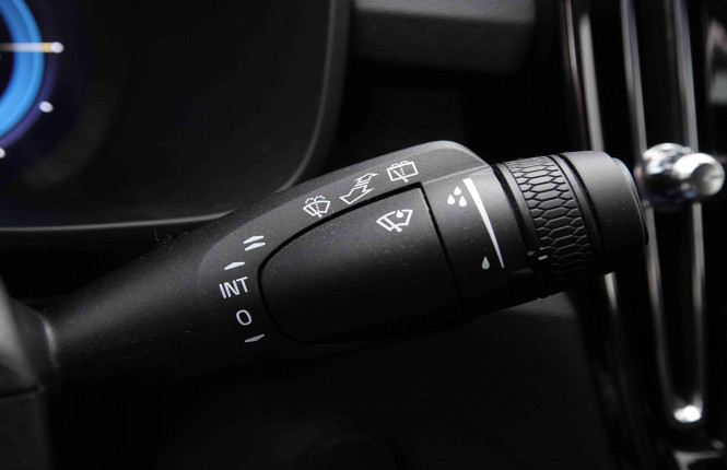 VOLVO_VOLVO_XC40_2551259_17.jpg VOLVO_VOLVO_XC40_2551259_17.jpg