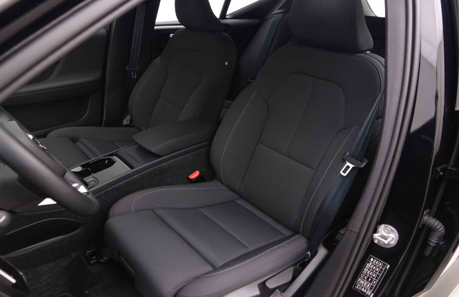 VOLVO_VOLVO_XC40_2551259_6.jpg VOLVO_VOLVO_XC40_2551259_6.jpg