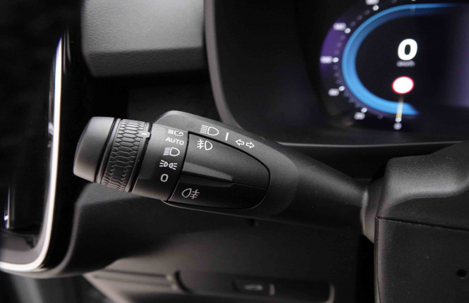 VOLVO_VOLVO_XC40_2653028_17.jpg VOLVO_VOLVO_XC40_2653028_17.jpg