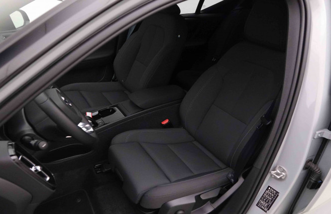 VOLVO_VOLVO_XC40_2653028_7.jpg VOLVO_VOLVO_XC40_2653028_7.jpg