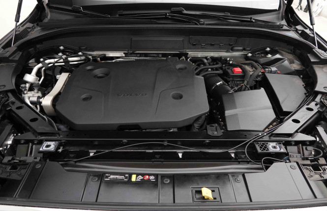 VOLVO_VOLVO_XC60_2654069_22.jpg